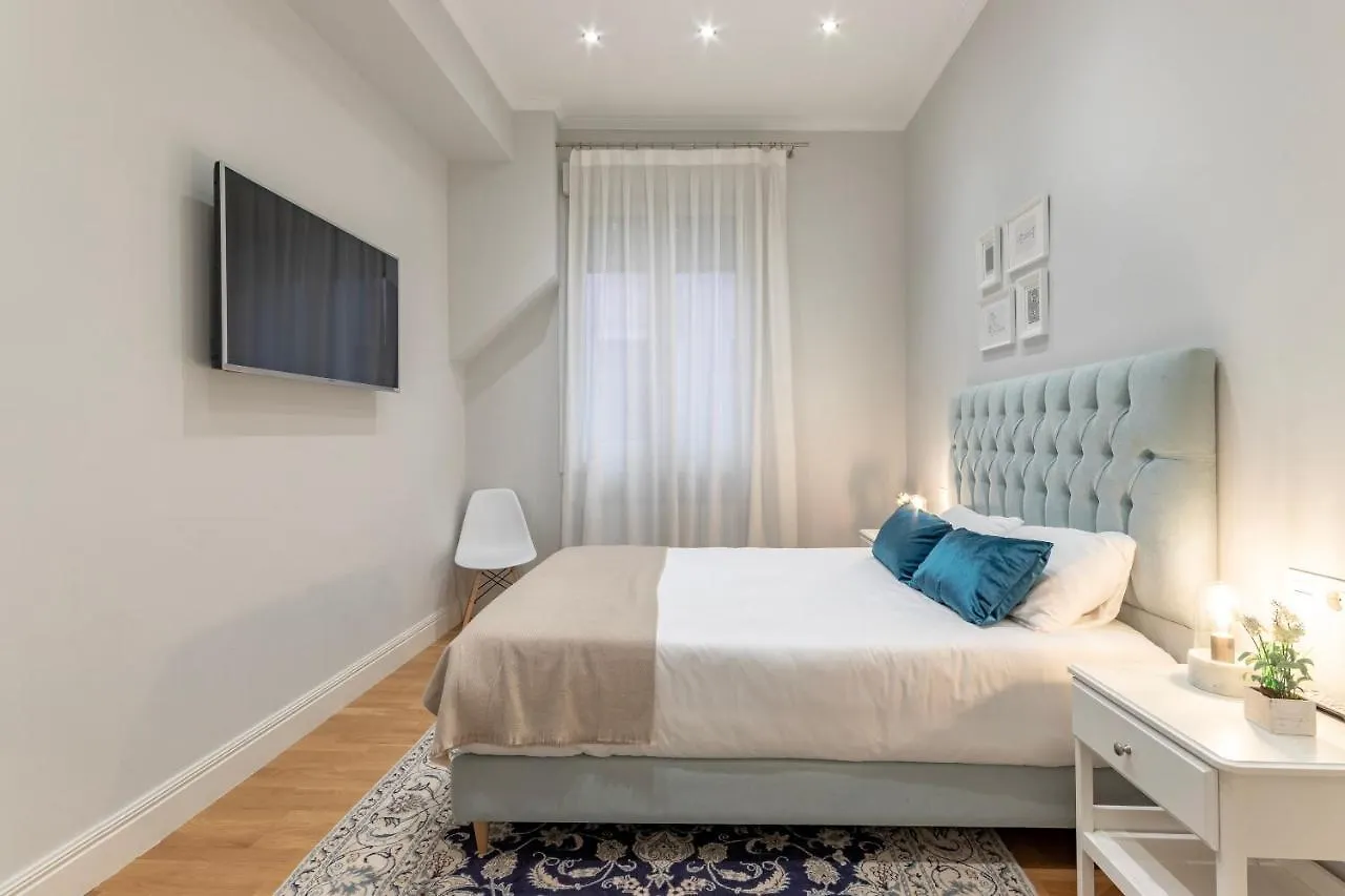 Amplio Y Elegante En Casco Viejo Con Parking Daire Bilbao